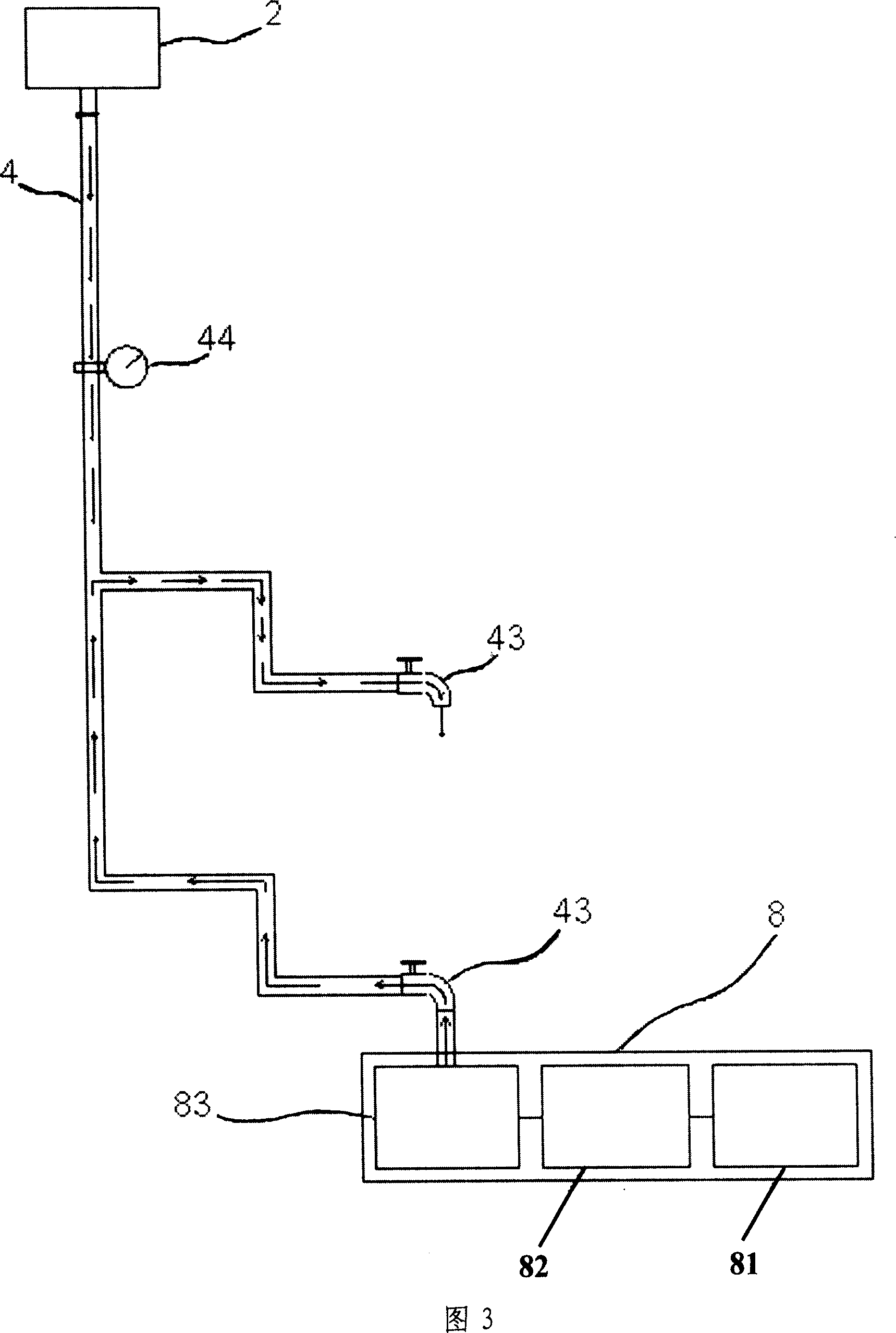 Pulse type ozone descaling method and device used for buildings water supply system