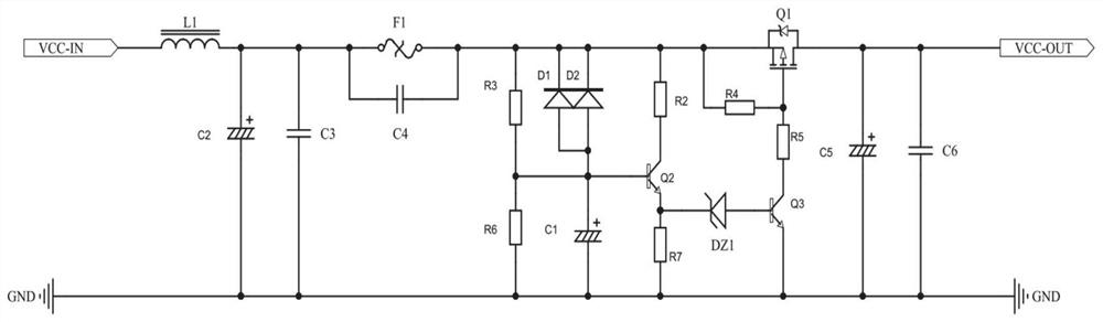 Power-on time-delay power-down quick turn-off control device based on capacitance characteristics