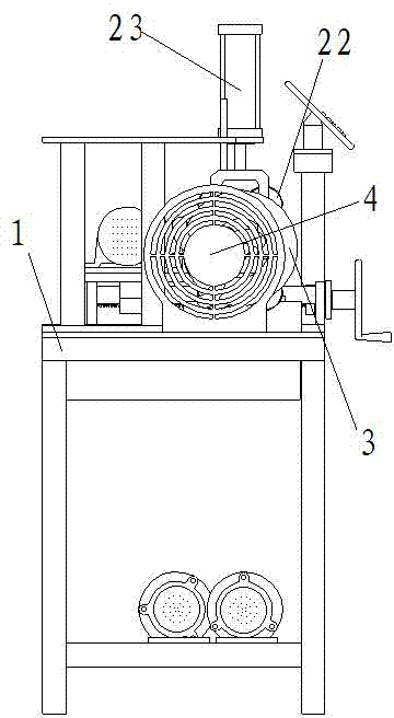 Inner circle polisher for bobbins