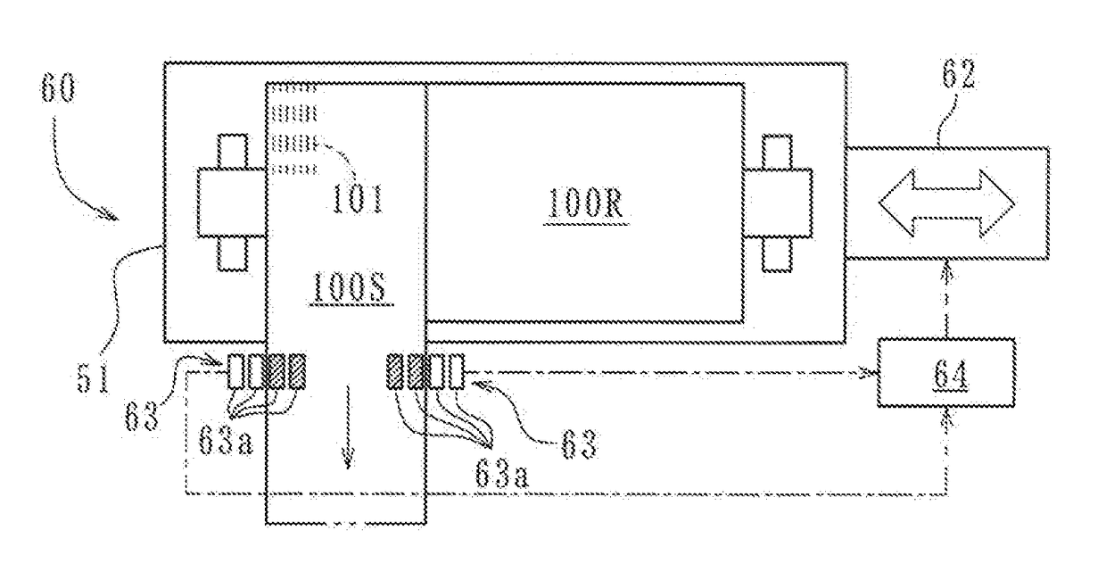 Method of forming topping sheet and apparatus thereof