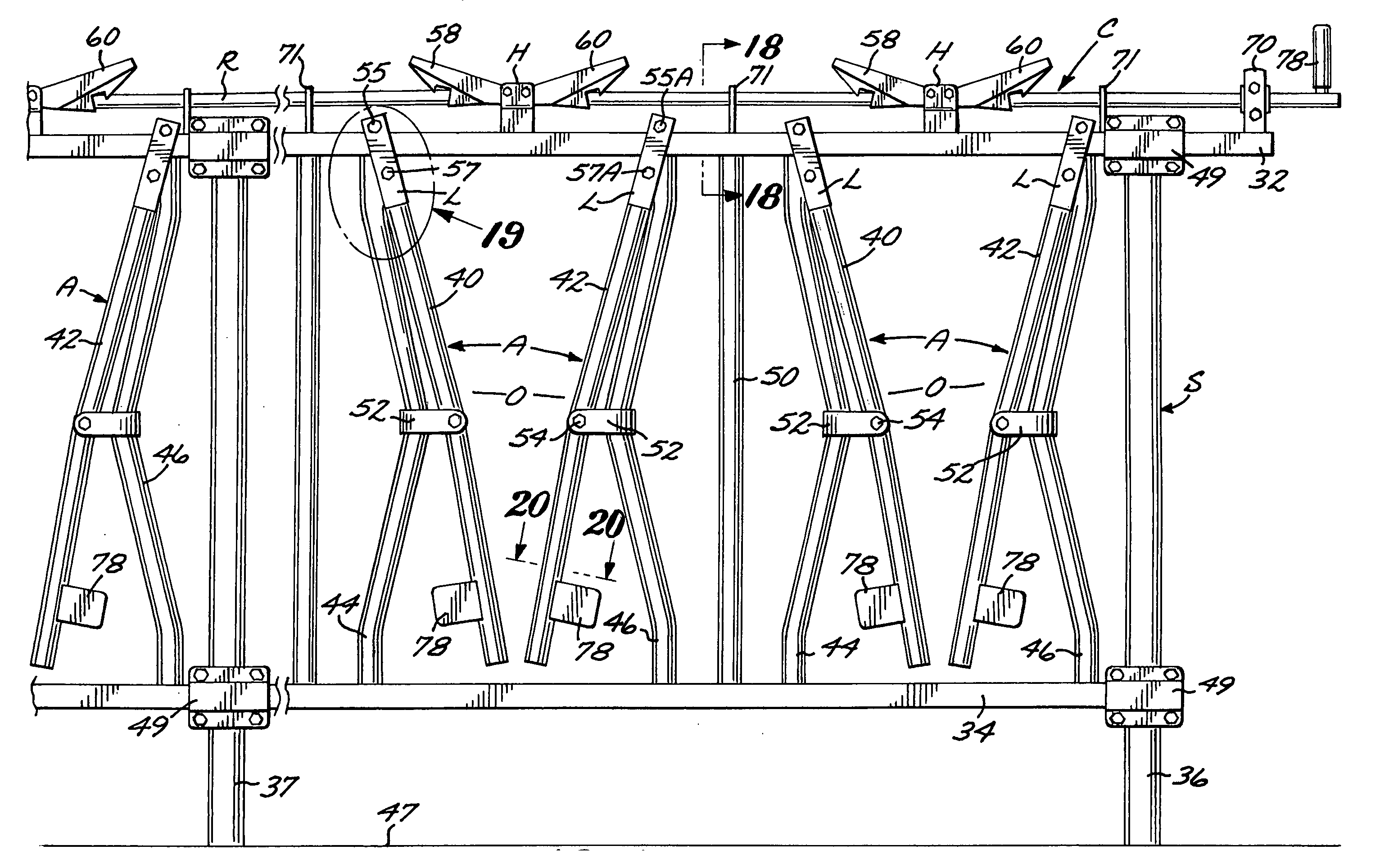 Double-release bar for a cow stanchion apparatus