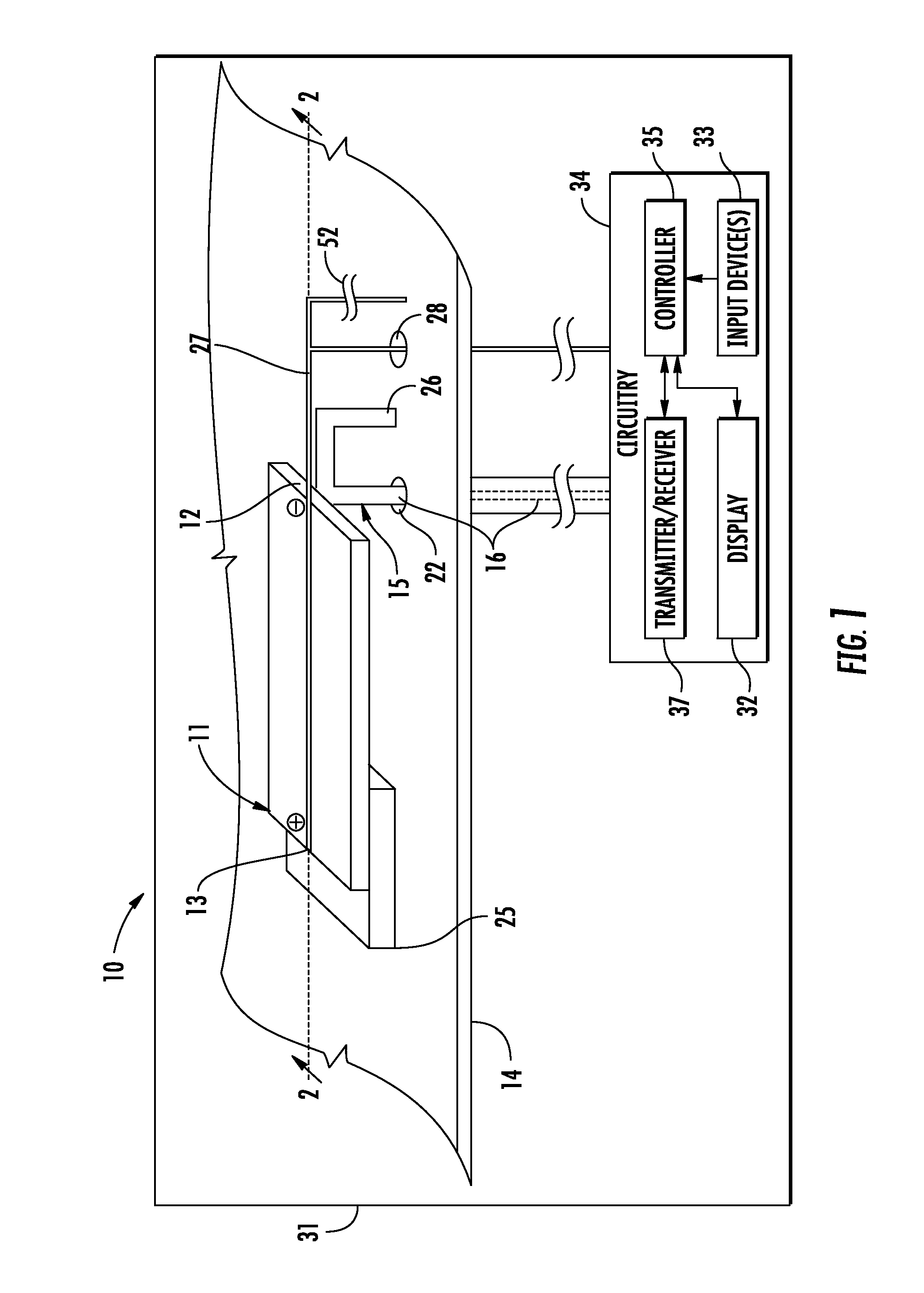 Electronic device having solar cell antenna element and related methods