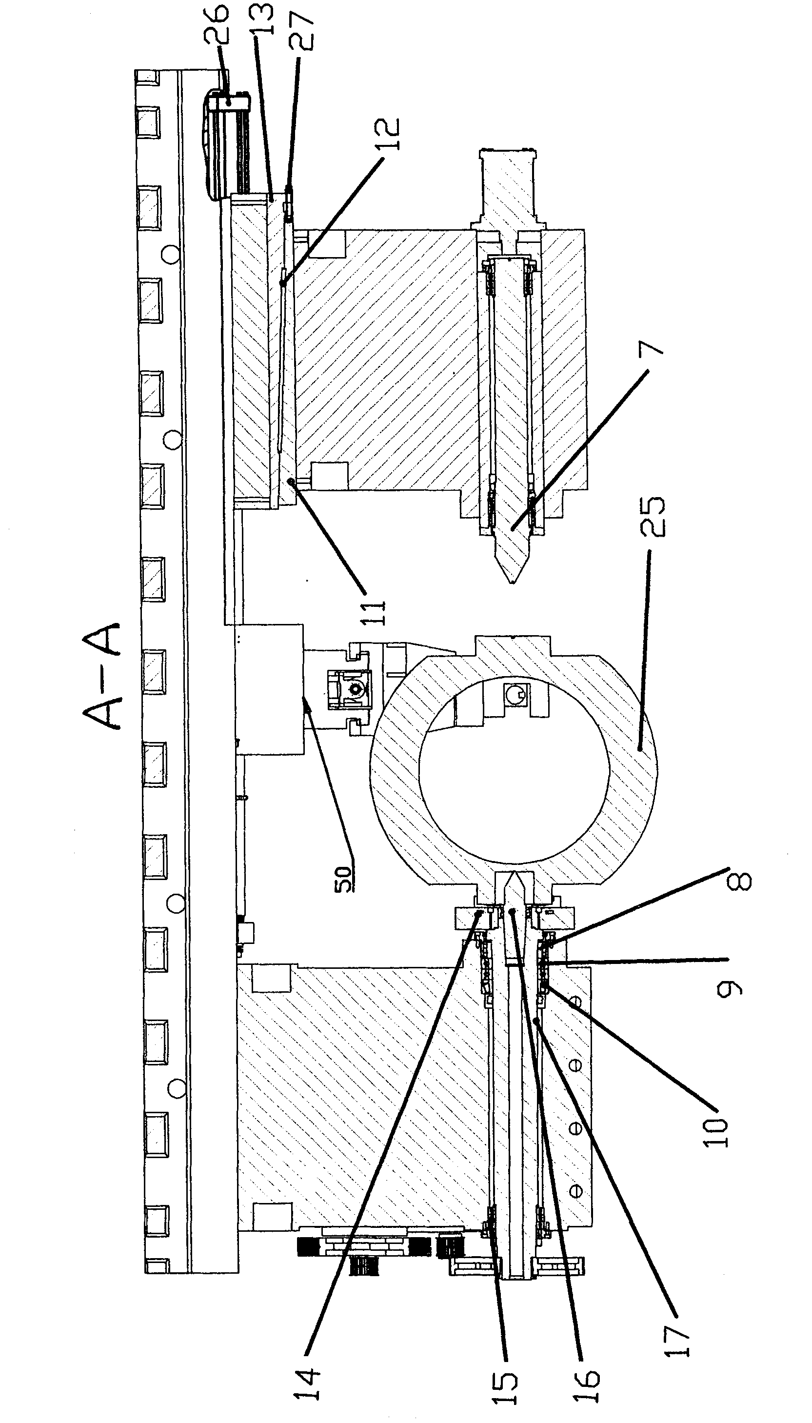 Integrated grinding/turning mechanism of grinding lathe for ball valve bodies