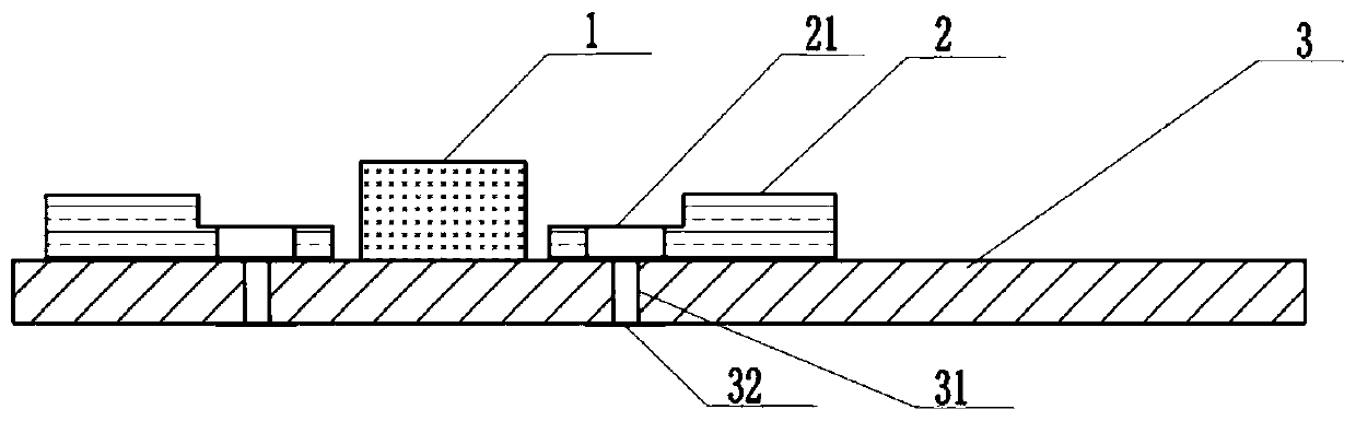 High-efficiency and low-cost PCB heat dissipation device