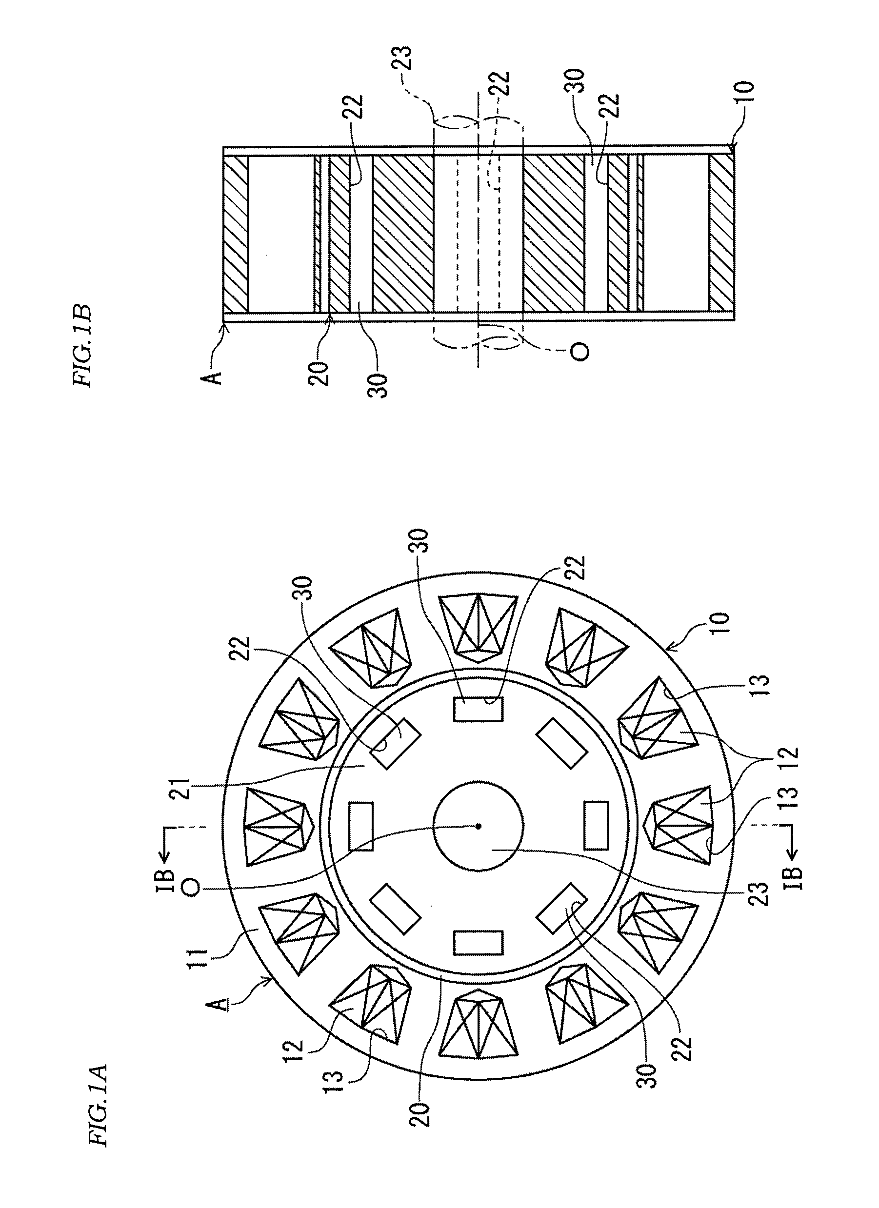 Manufacturing device for permanent magnet disposed in rotating electrical machine and manufacturing method of the same
