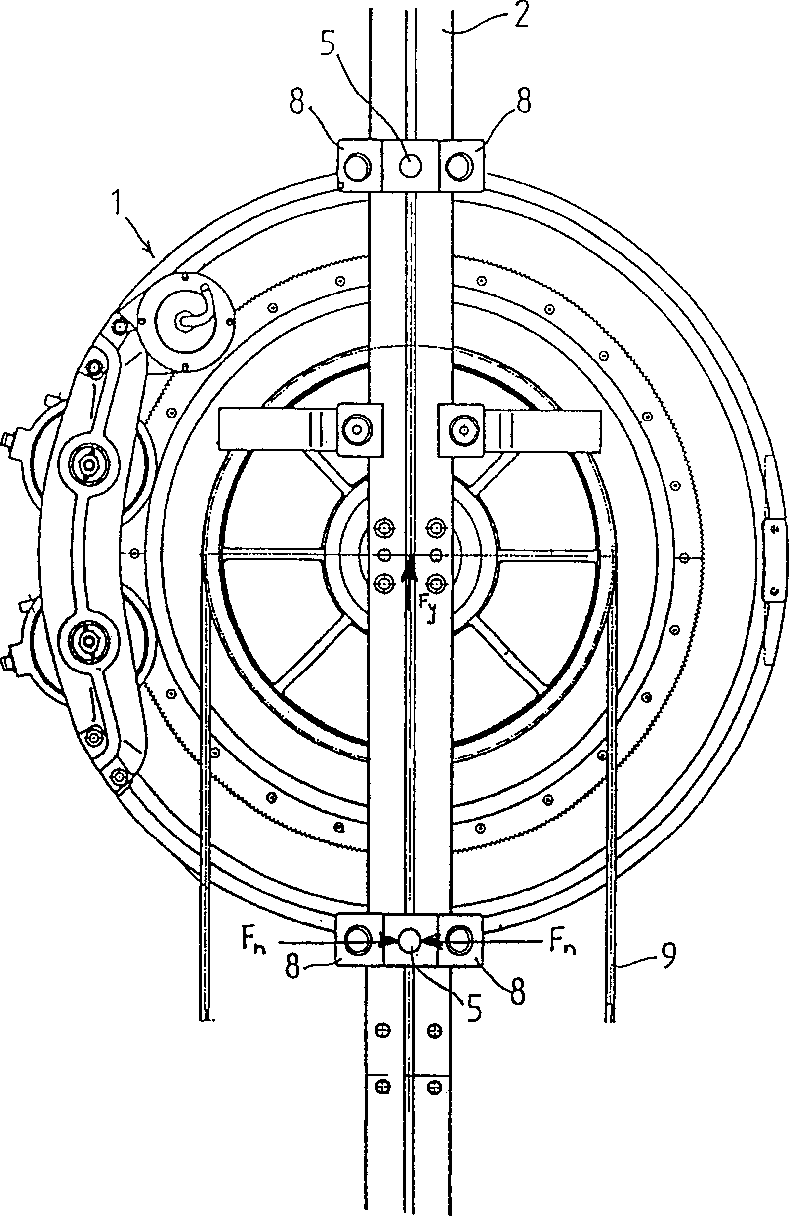 Elevator arrangement for setting starting toque of motor of elevator machinery