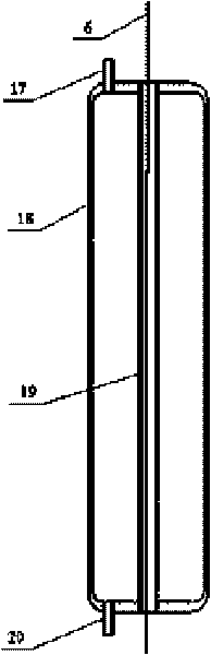 Split type gas displacement type underground water sampler