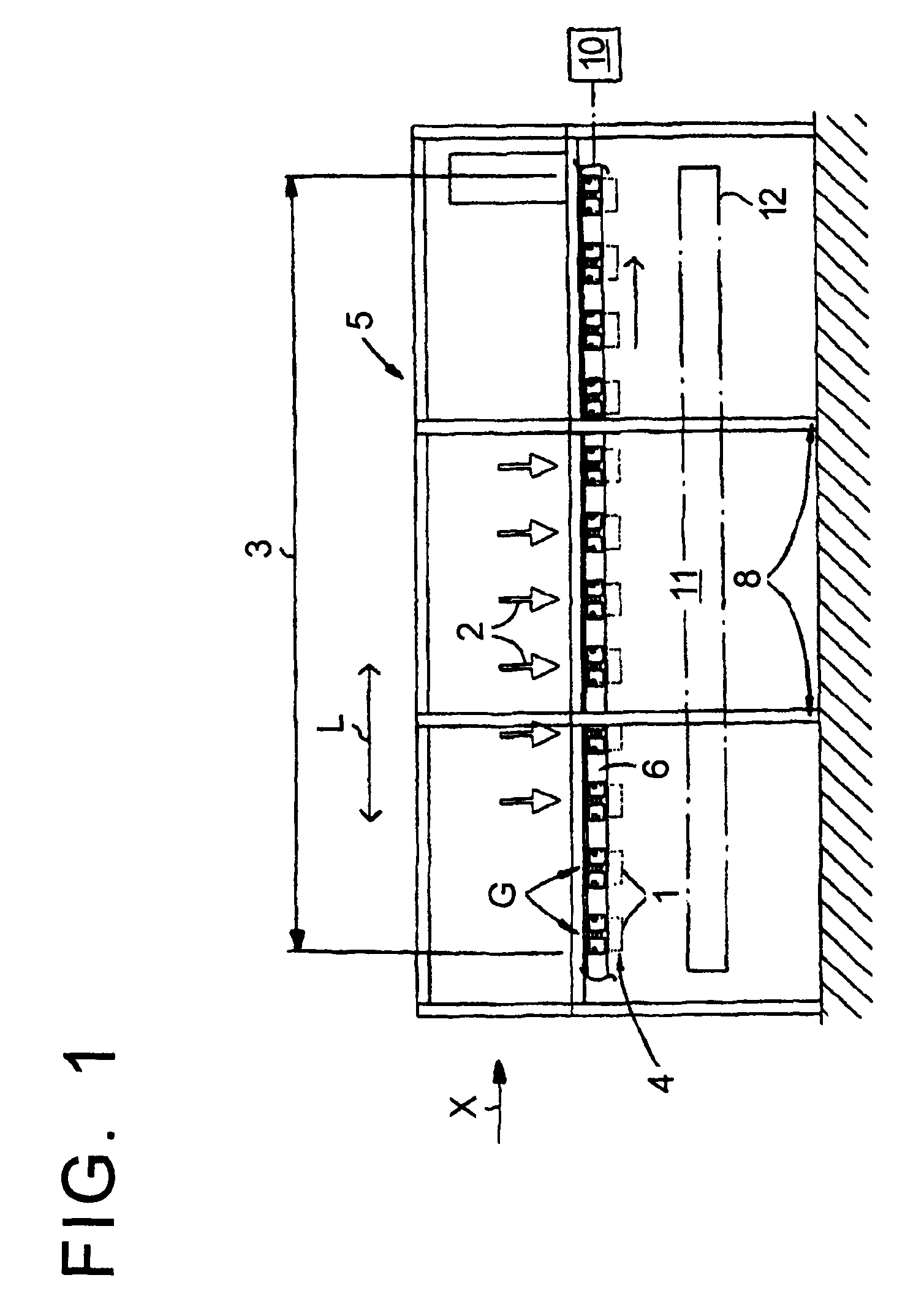 Apparatus for the filling of bags having at least one opening therein and having space to permit decreased accumulation of filling materials