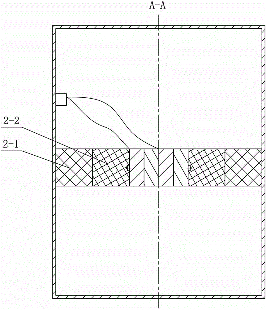 A biomimetic device for simulating vocal cord vibration using double-stacked transducers