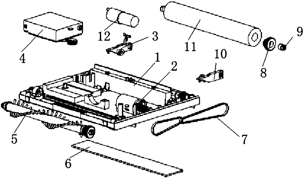 Device capable of automatically adjusting floor-attaching strength of roller brush
