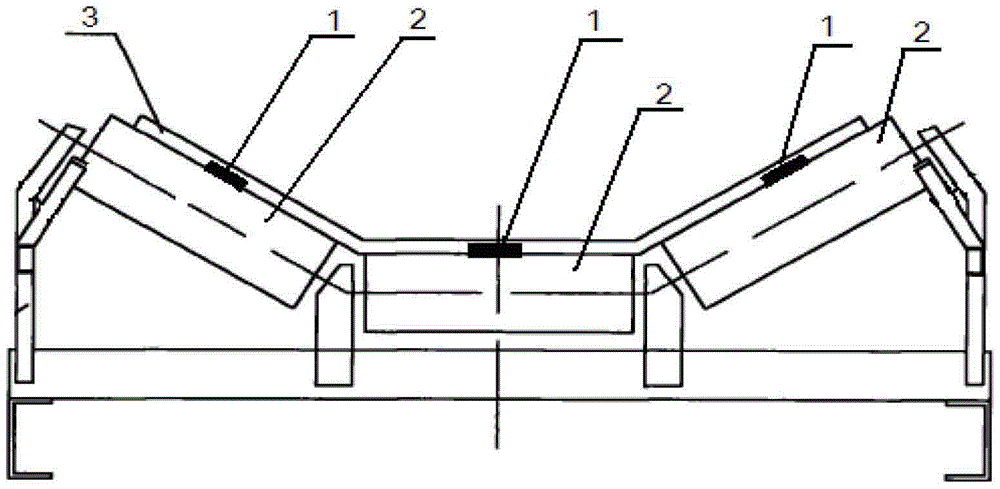Long-distance belt conveyor roller fault detecting device