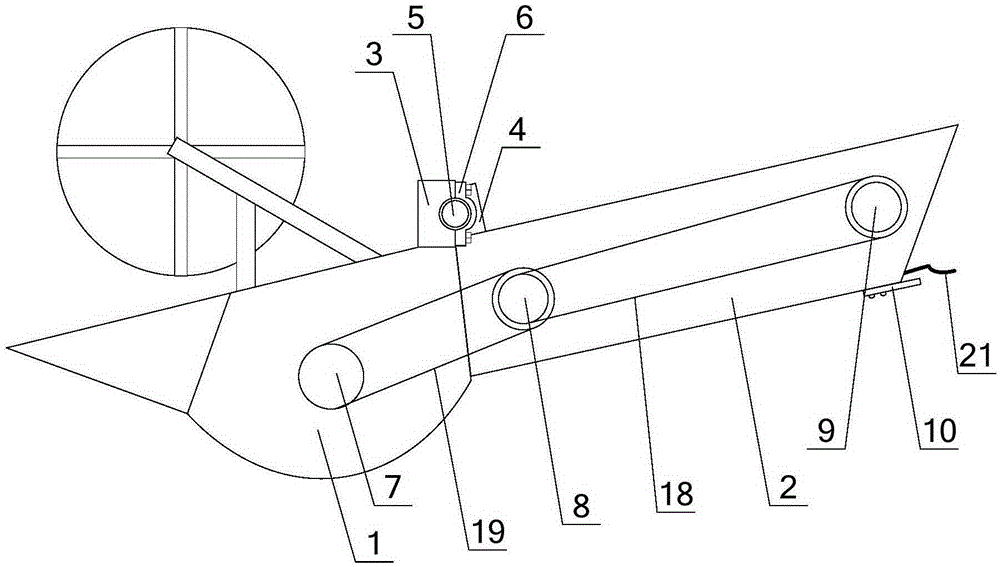 Grass feeding mechanism of a combine harvester