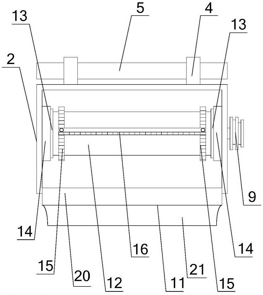 Grass feeding mechanism of a combine harvester