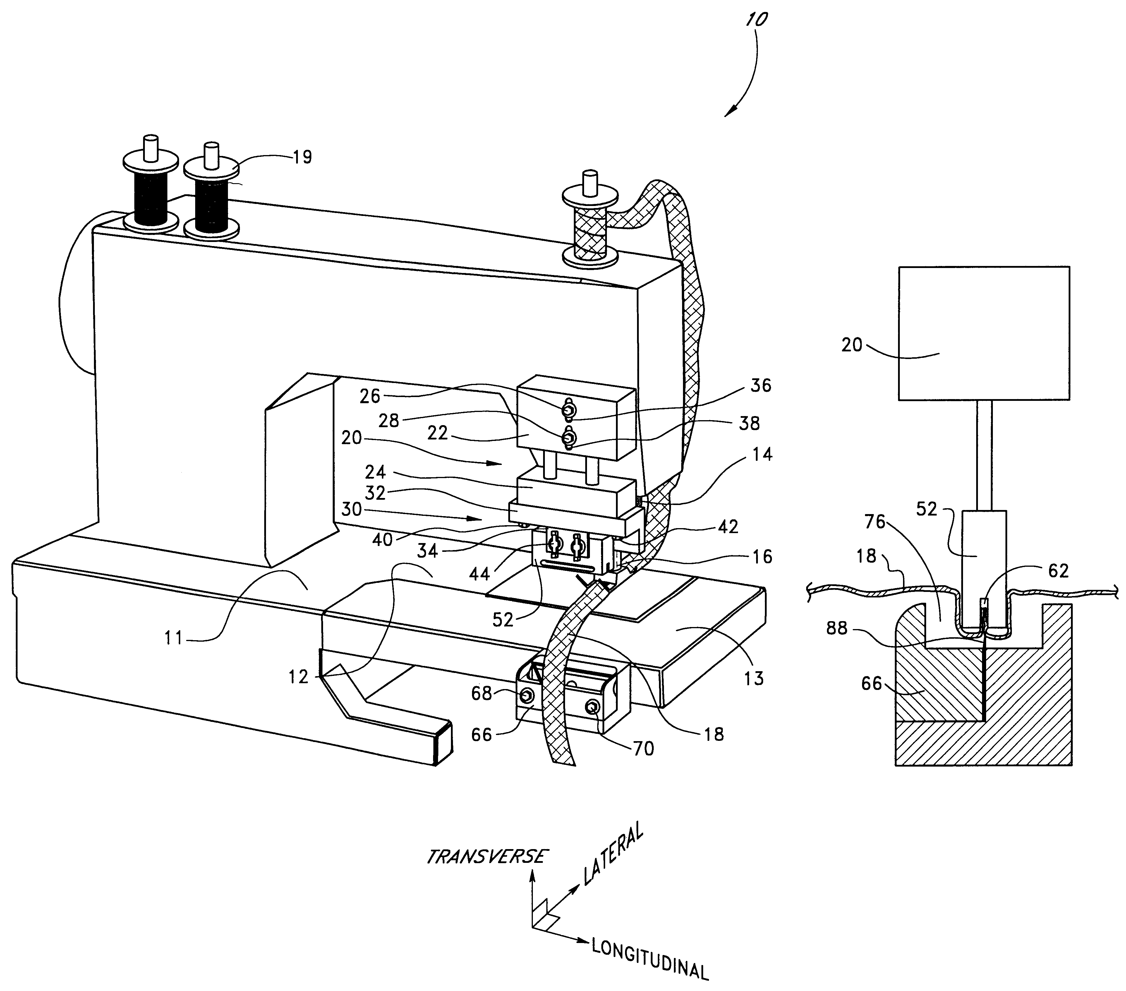 Cutting device for elongated materials