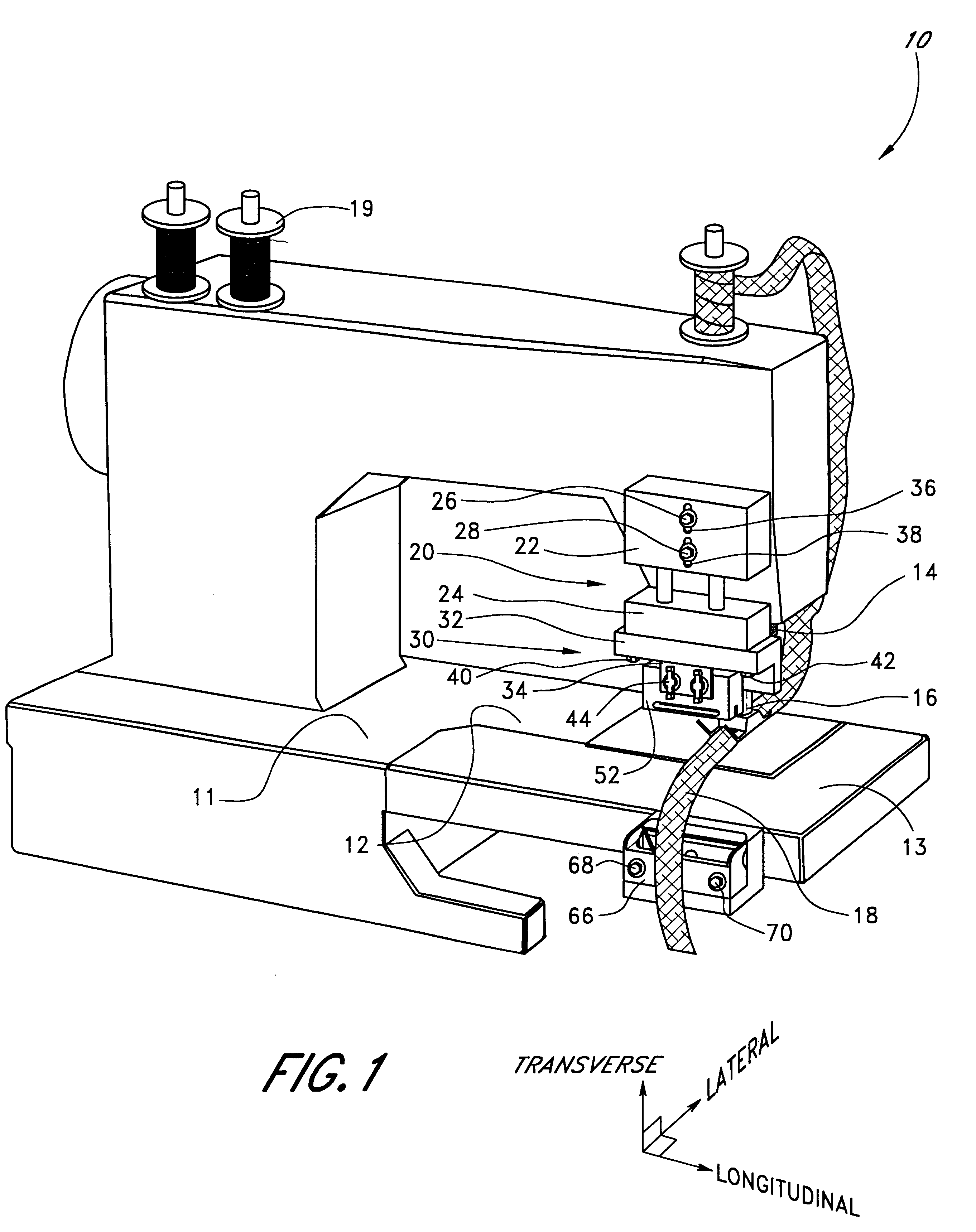 Cutting device for elongated materials