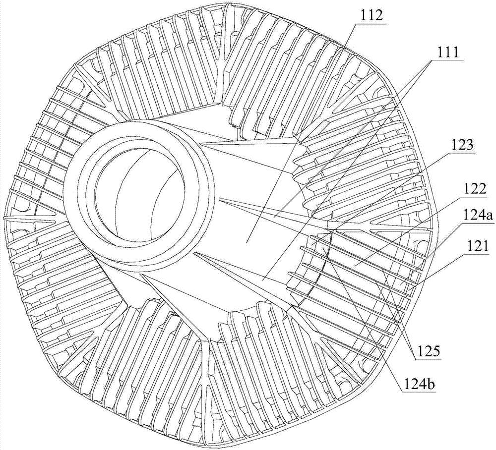 LED lamp with vertical ventilation and heat dissipation structure