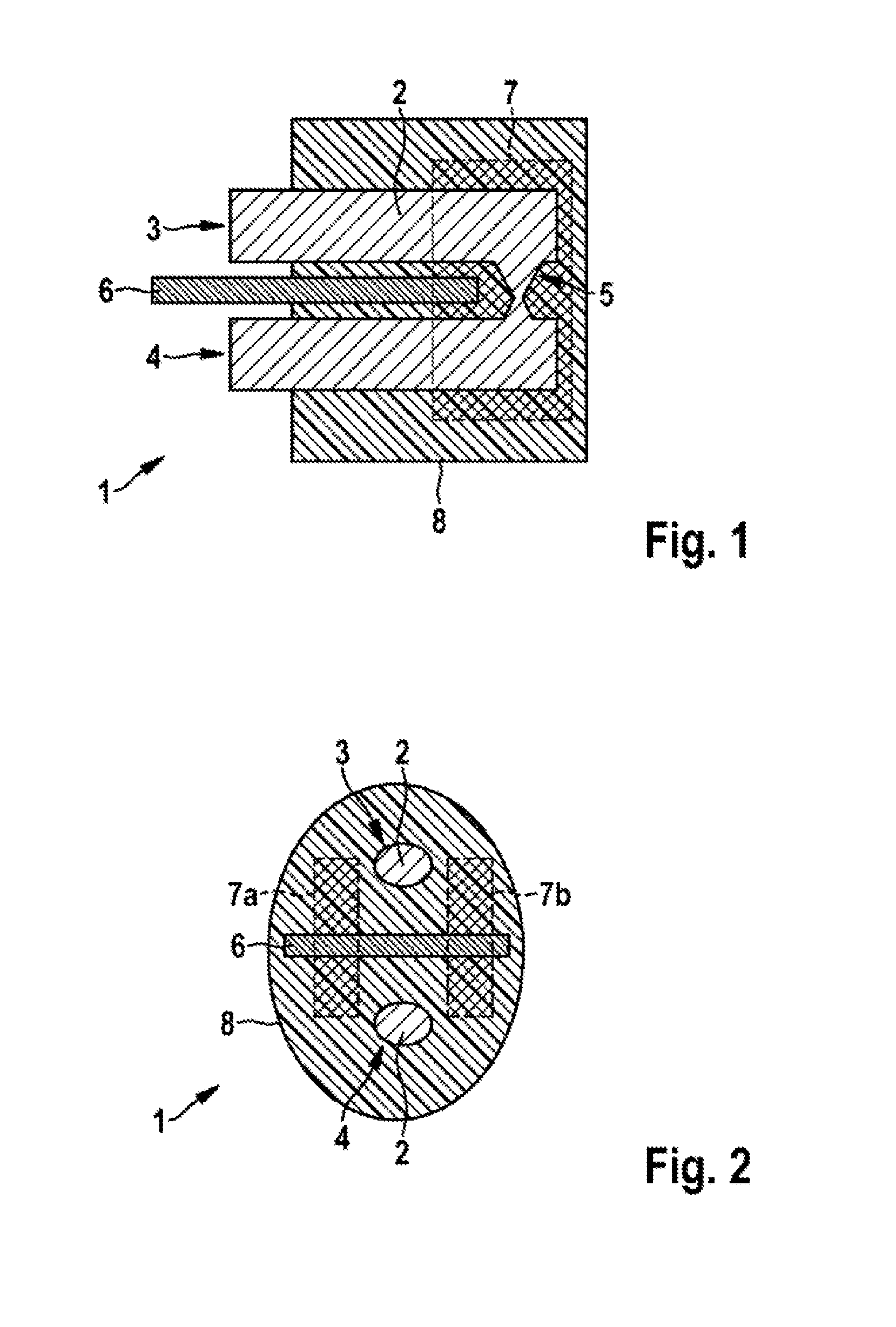 Fuse with separating element