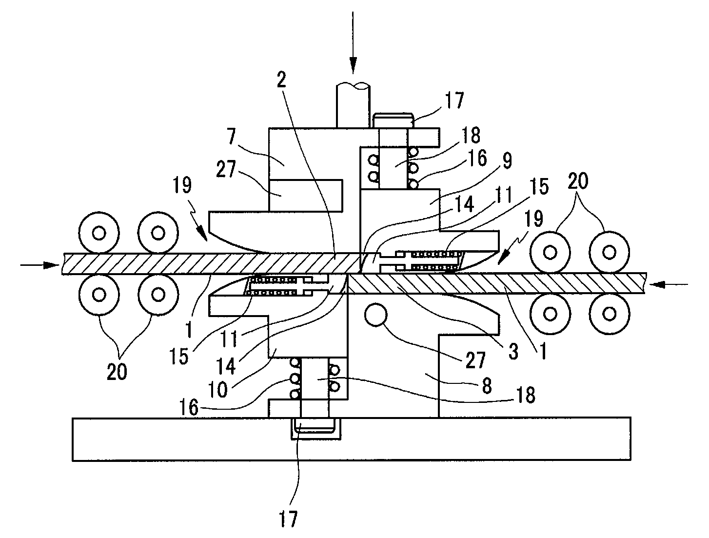 Apparatus and method for hot bonding metal plates