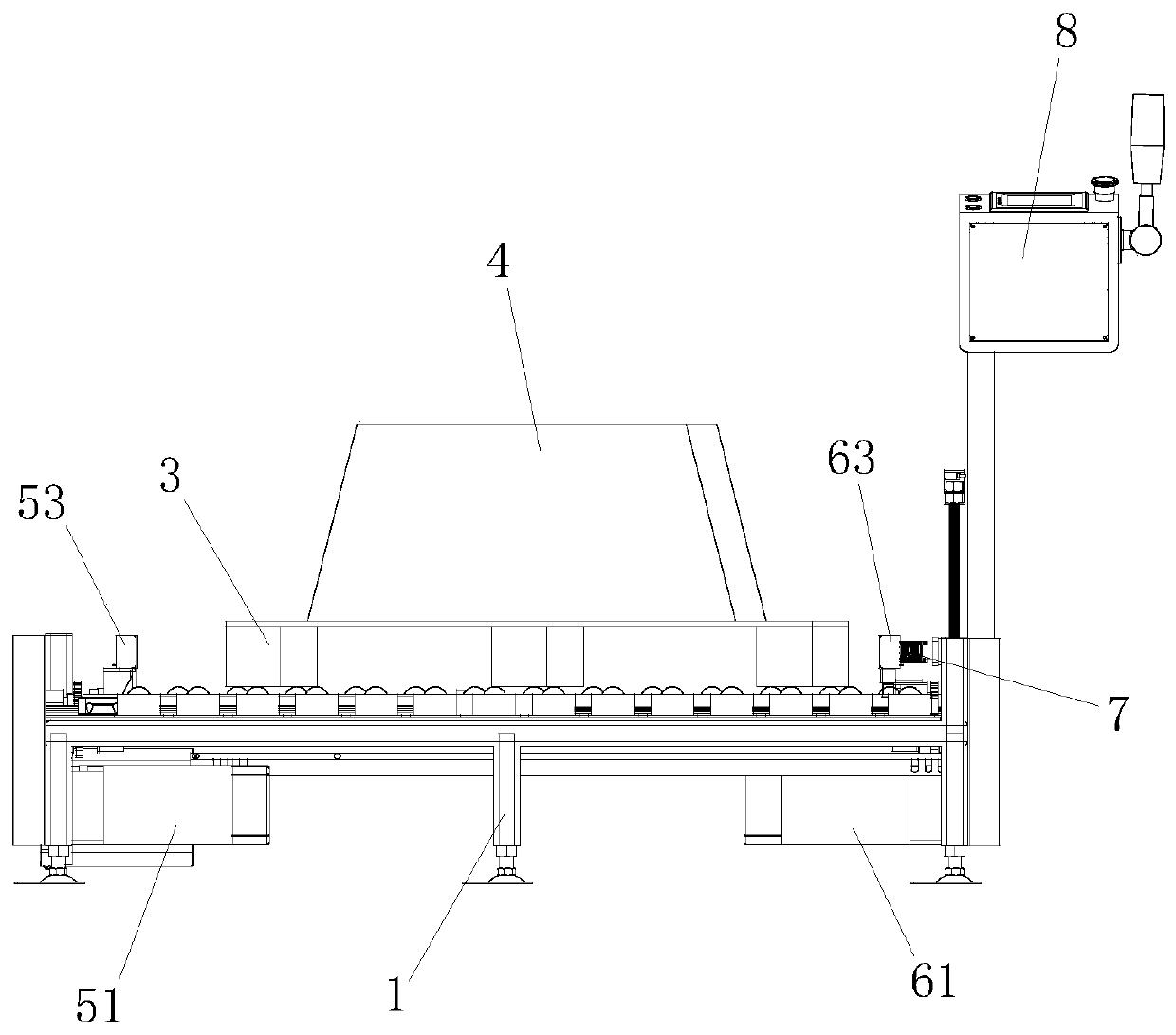 Automatic centering mechanism for goods