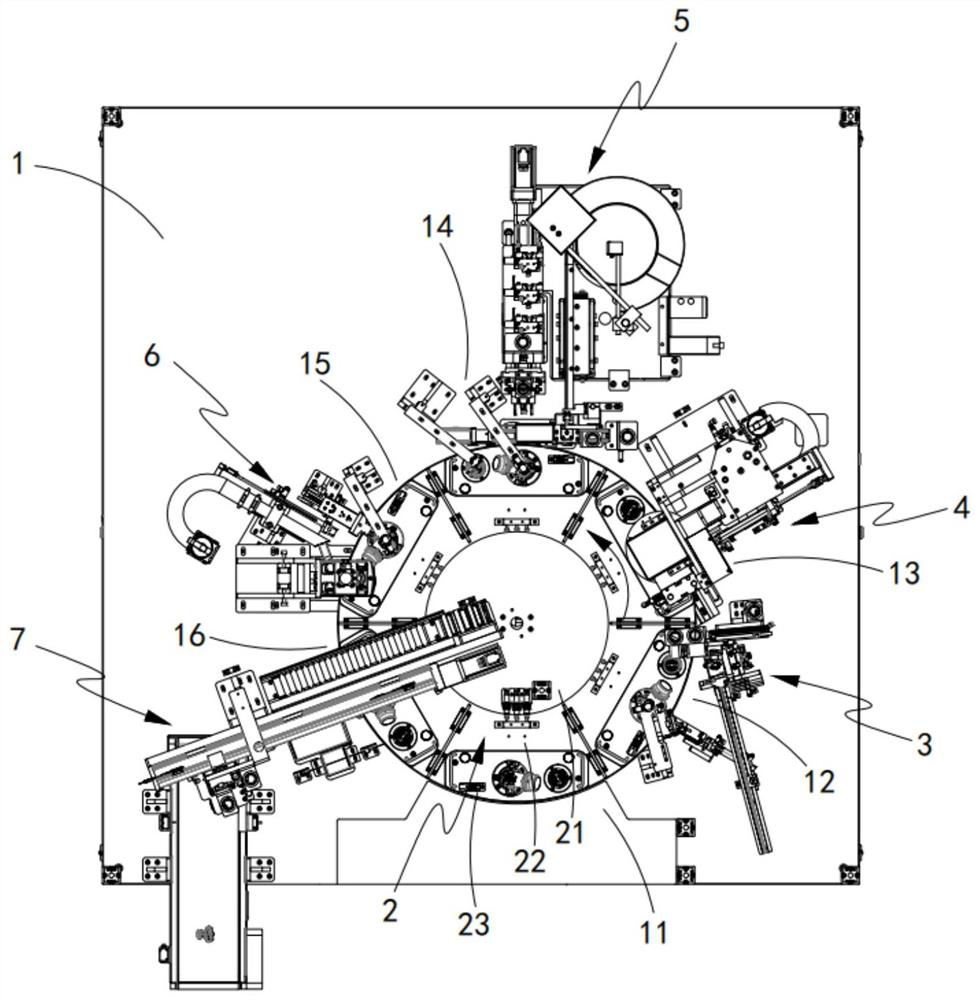 Automatic assembling device for upper shell of engine thermostat