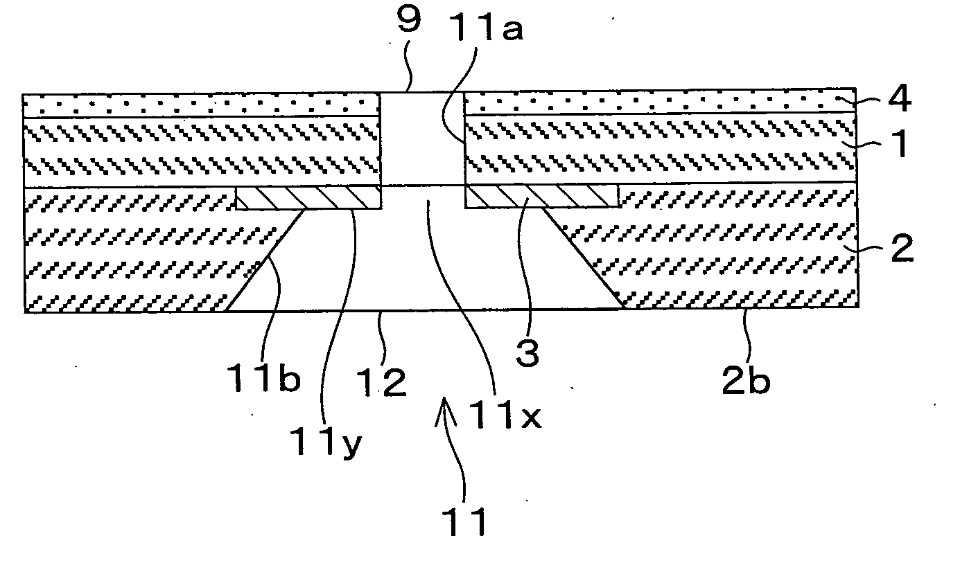 Nozzle plate and method of manufacturing the same