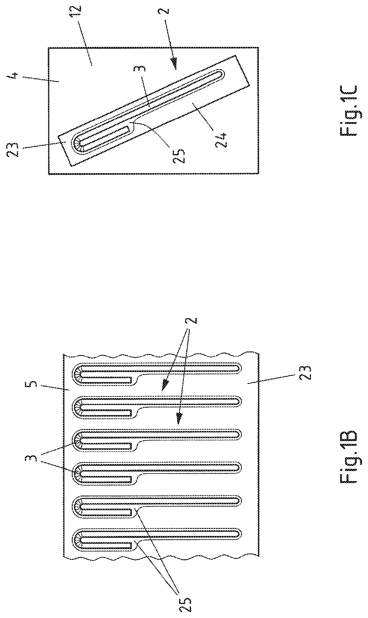 Method and device for applying additive packaging material