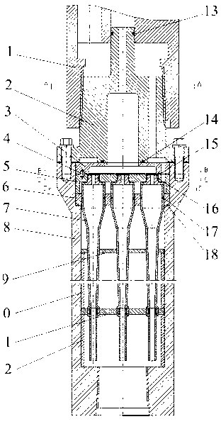 Downhole oil-water separation device with multistage hydrocyclones in parallel