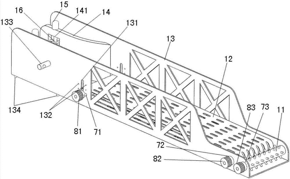 Rotary telescopic water hyacinth salvaging machine with crushing function