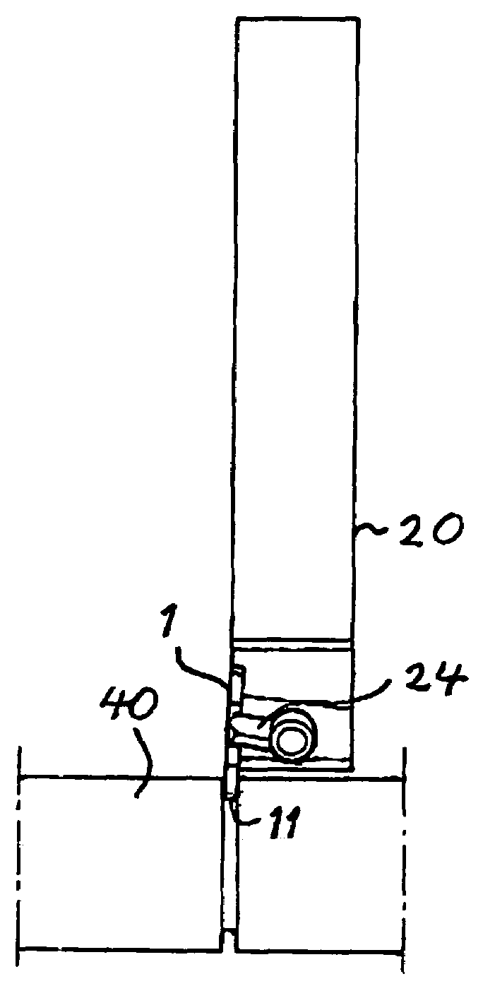 Indexable turning insert and a cutting tool comprising such an insert