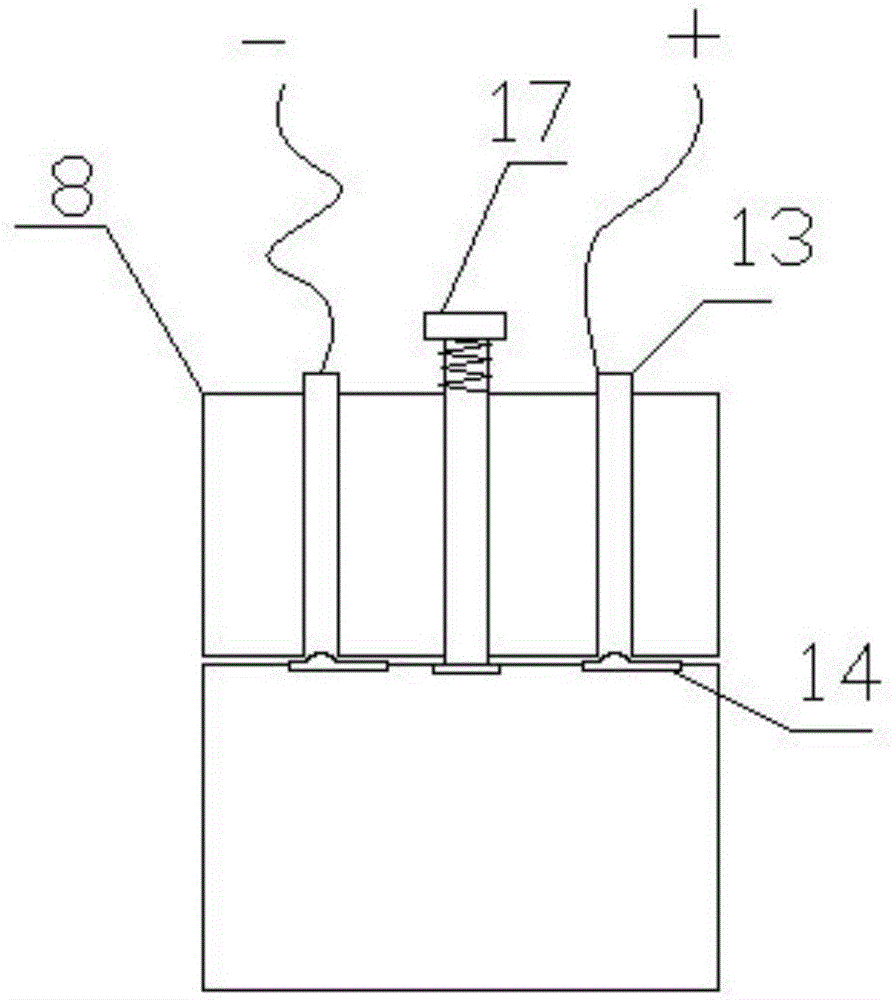 Radiating type power distribution cabinet with illumination function