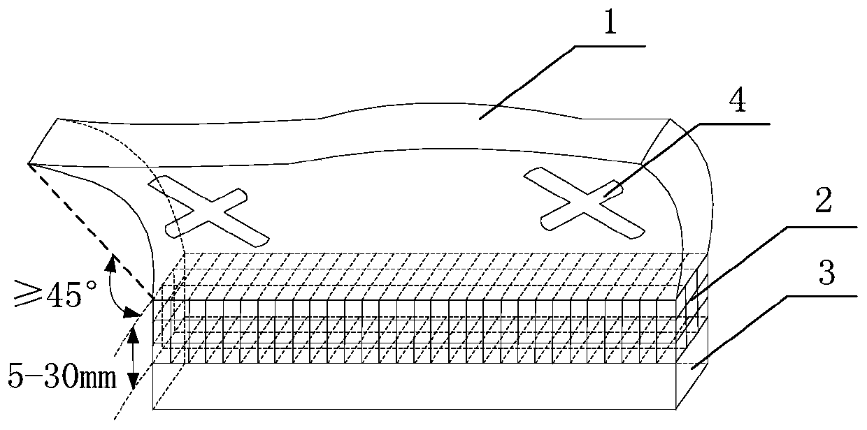 Auxiliary support structure for suppressing deformation of thin-walled structures