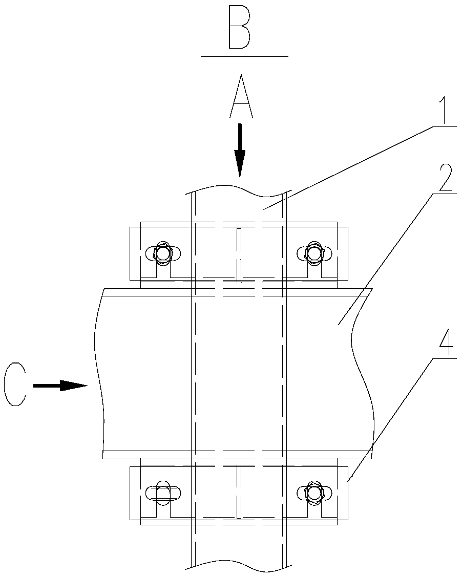 Connecting structure of shaft guide and mine shaft equipment provided with connecting structure