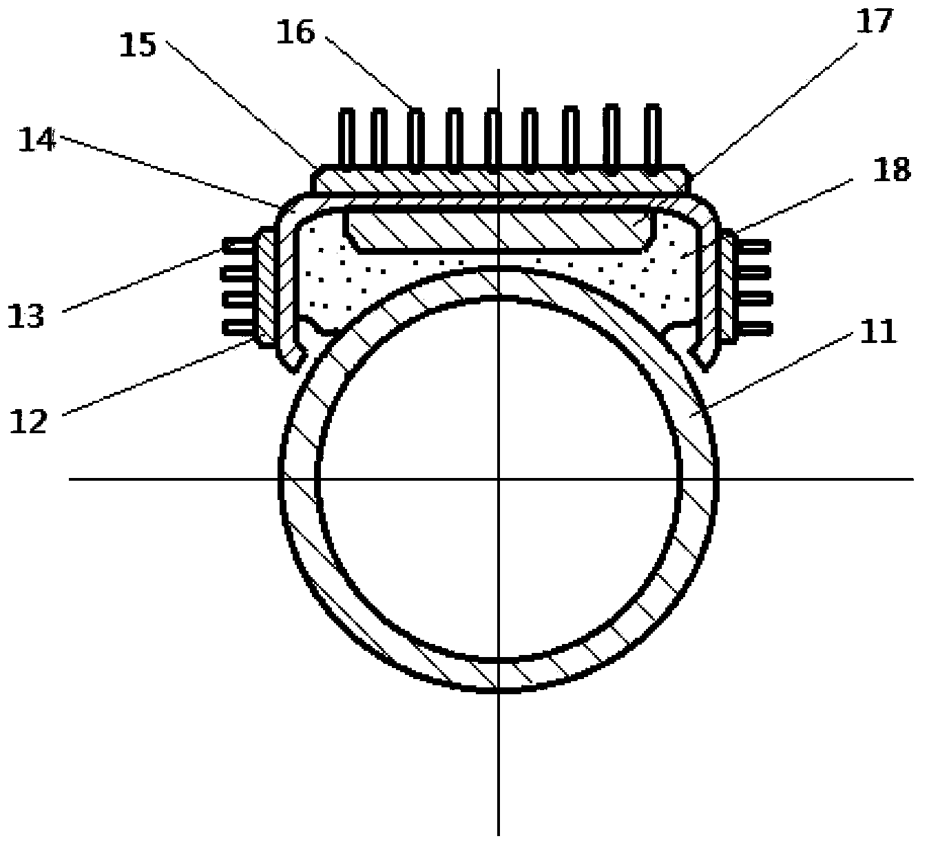 Non-intrusive flow measuring device for industrial gas pipeline