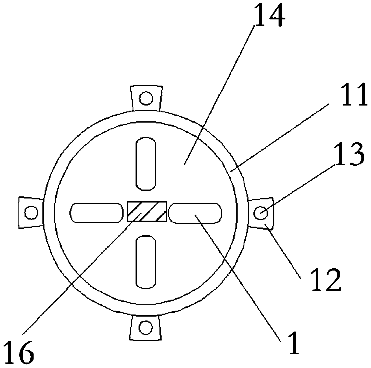 Water draining device with filtering function