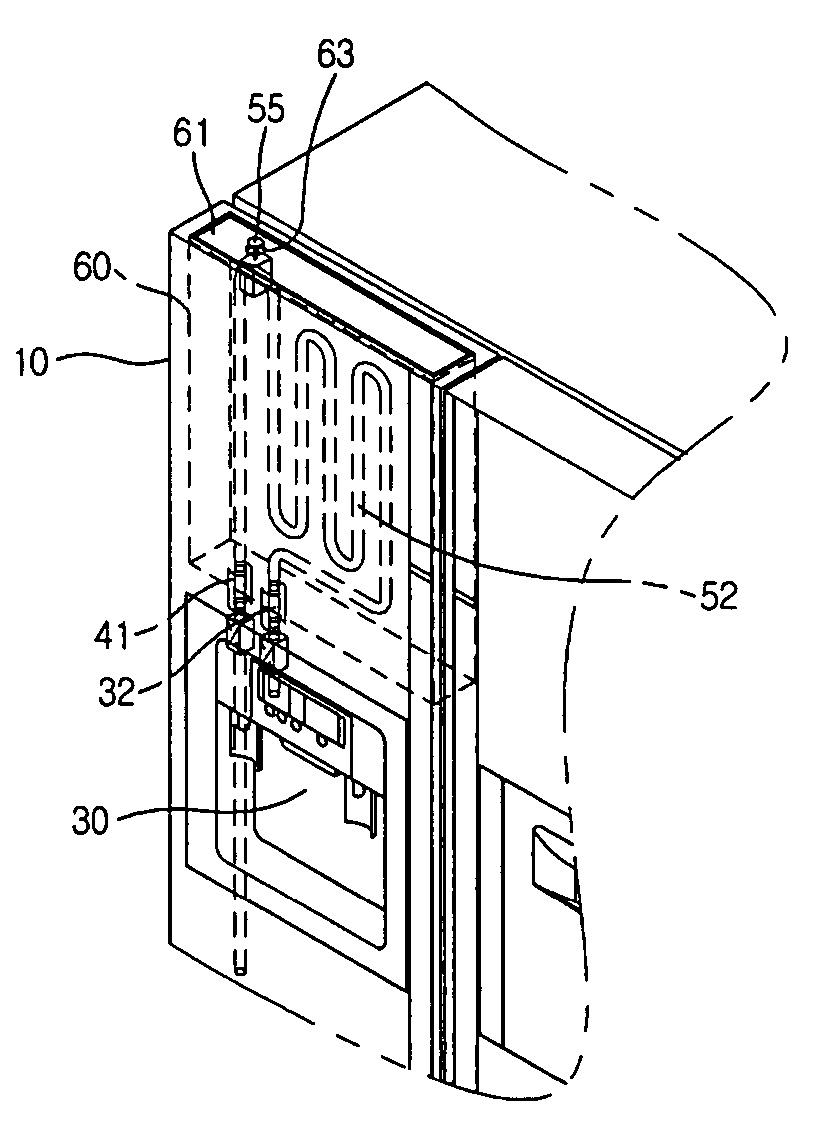 Removable water heating device and refrigerator having the same