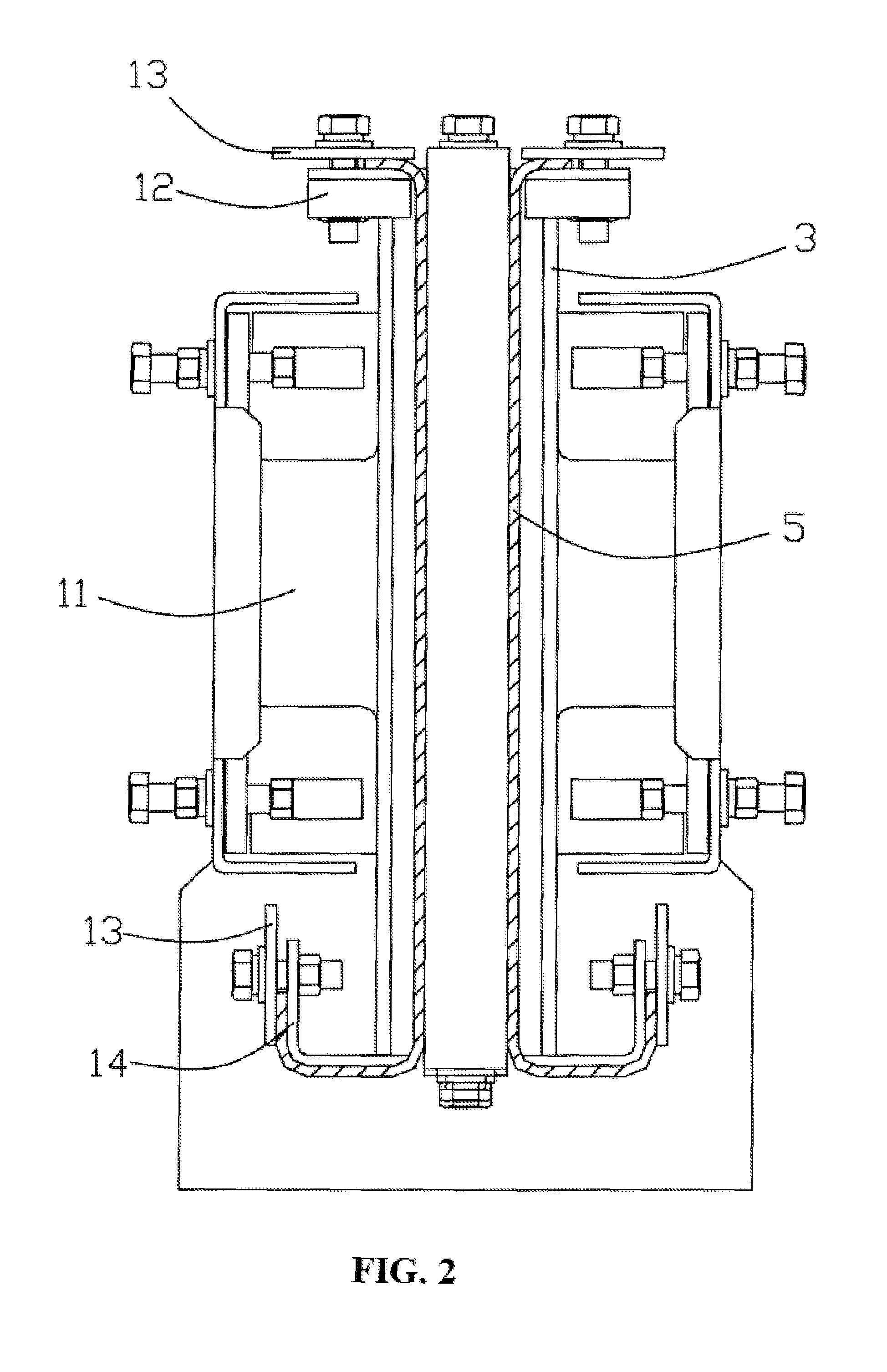 Rust removing device for elevator guide rail