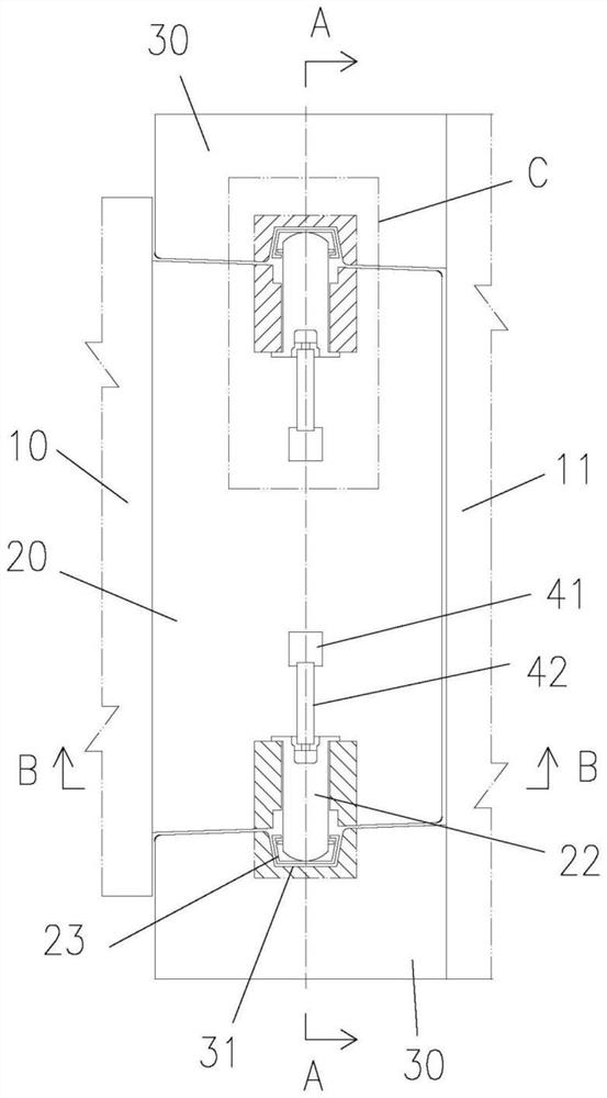Three-degree-of-freedom sliding groove type connector for connecting transfer barge and semi-submersible platform