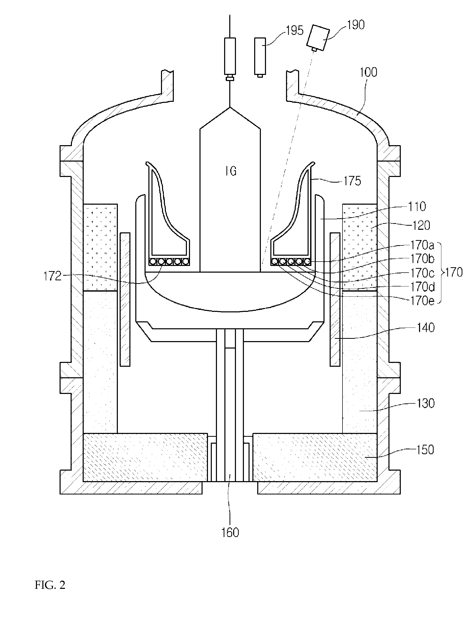 Silicon single crystal growing device and method of growing the same