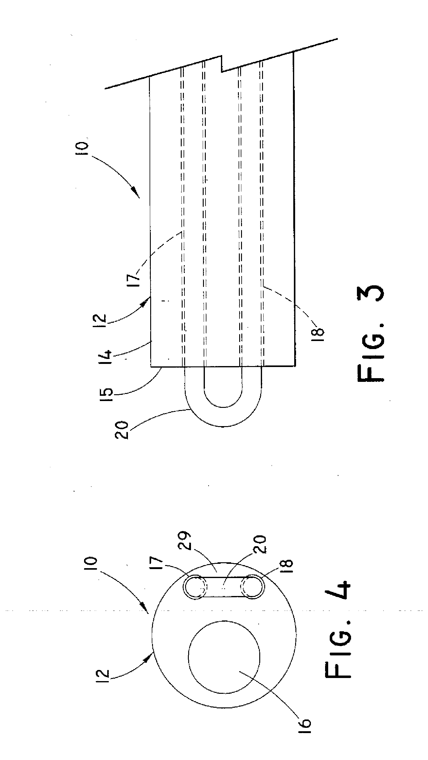 Device for extracting an elongated structure implanted in biological tissue