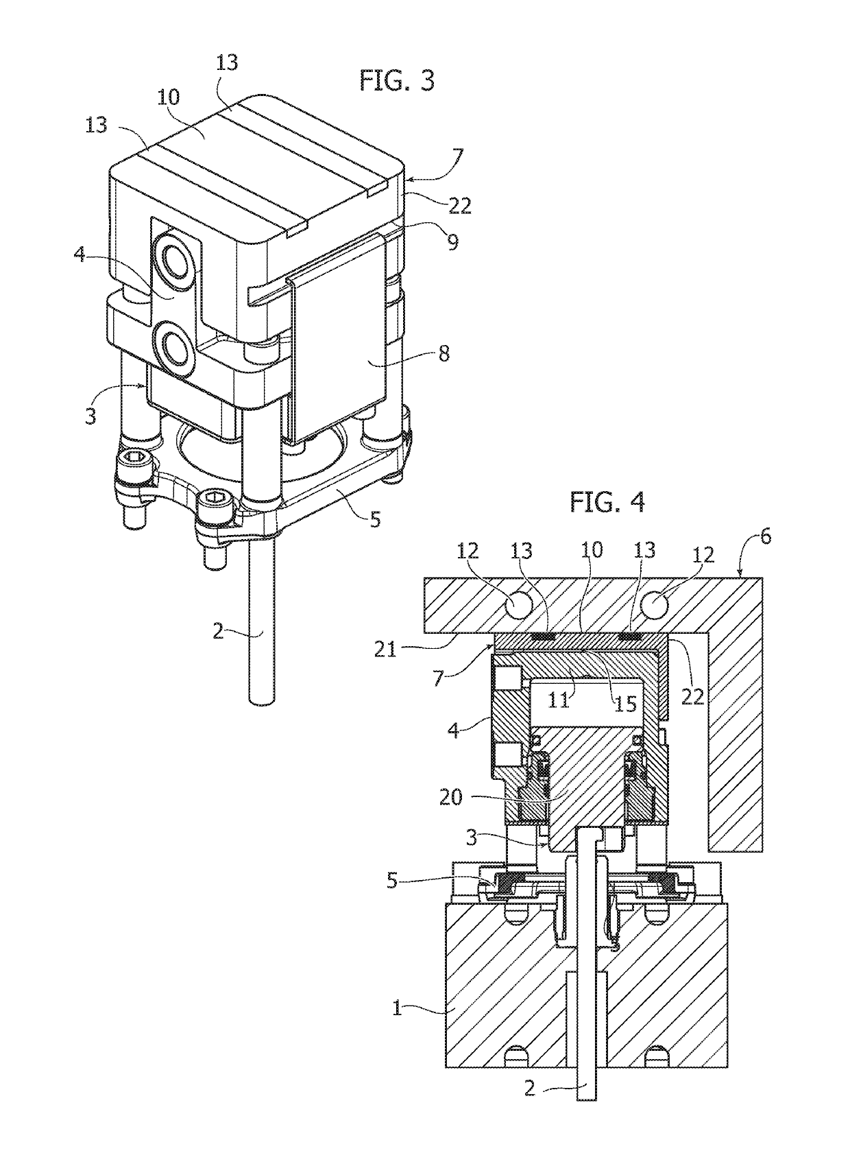 Apparatus for injection molding of plastic materials