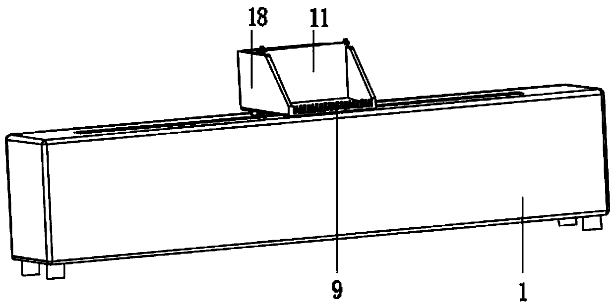 A silicone rubber compounding auxiliary material adding device