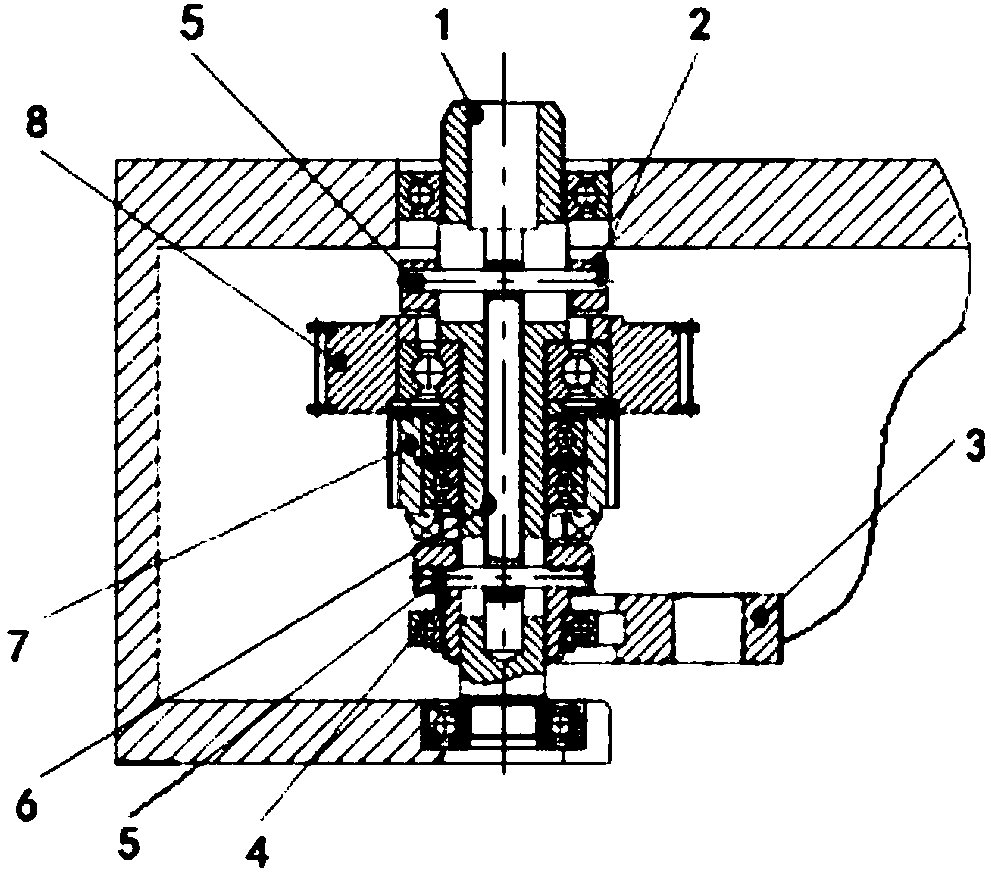 A high-low speed pulley switching device