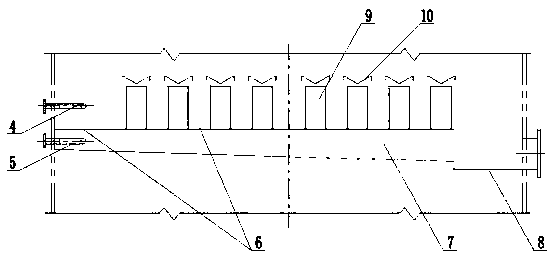 Structure and method for self-flushing oil collecting tank