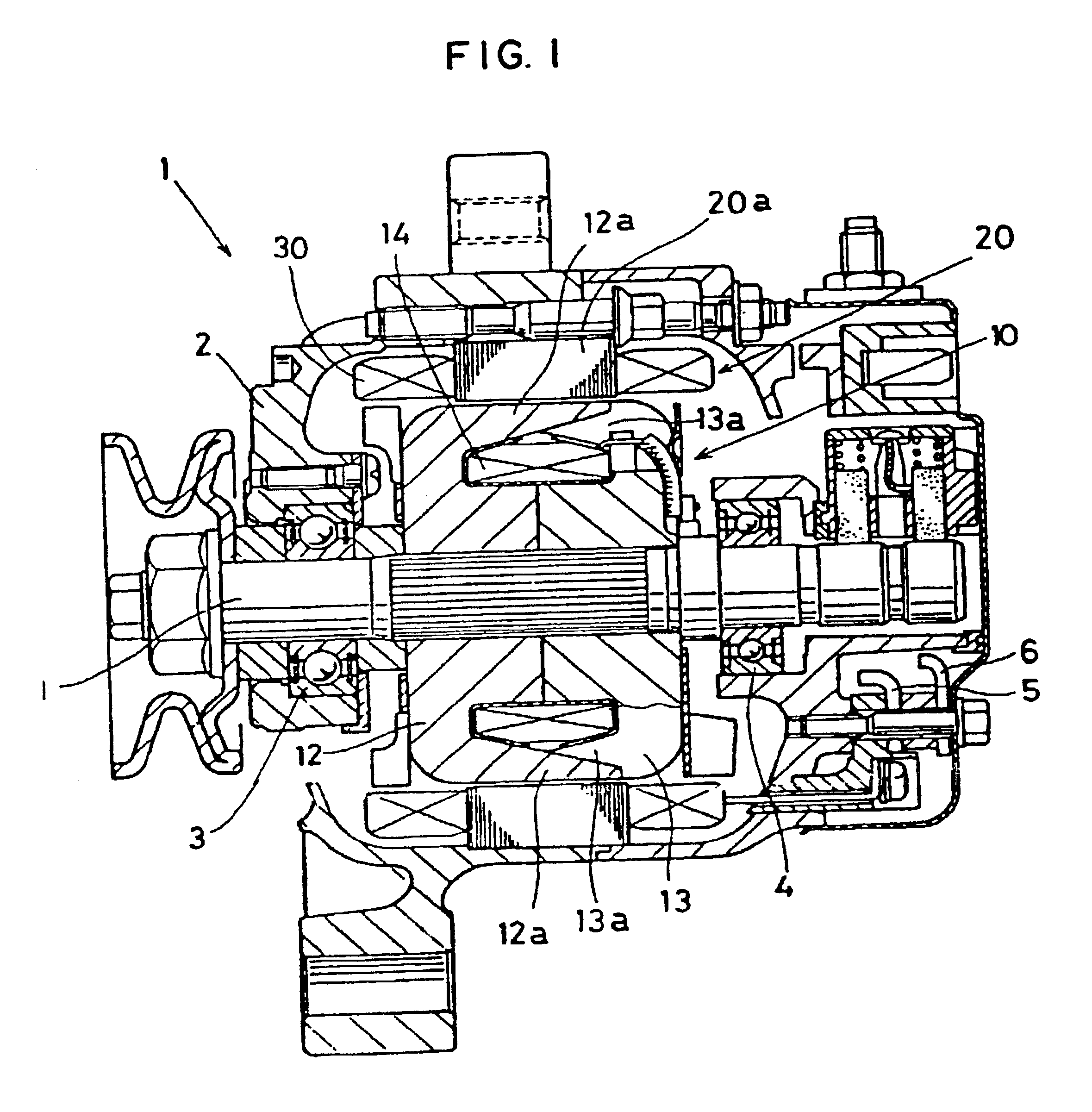 Alternating current generator having a plurality of independent three-phase windings