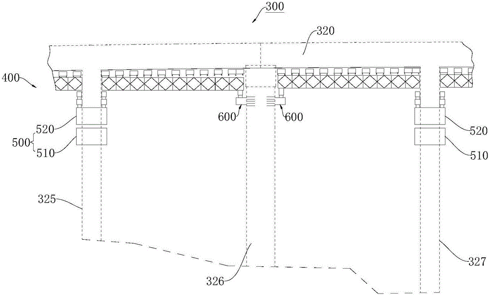 Construction method for bridge with few brackets and bridge