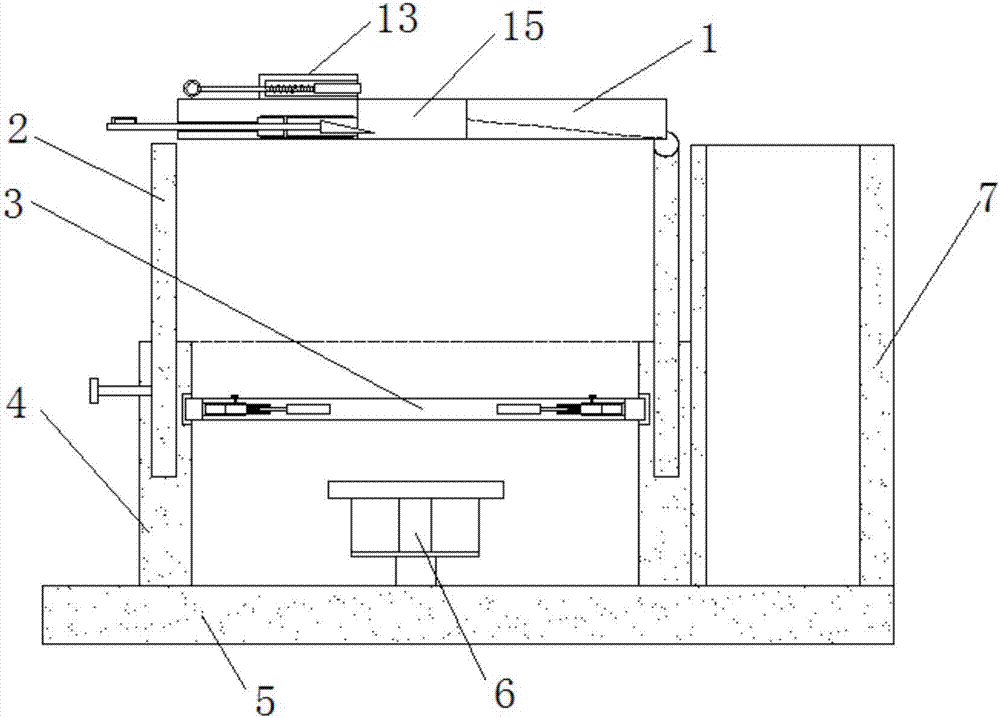 Mouth cutting machine for ceramic wine bottle production