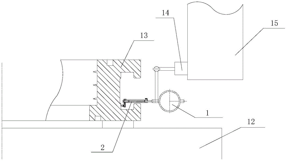 An inner cavity hook groove and plane detection centering device