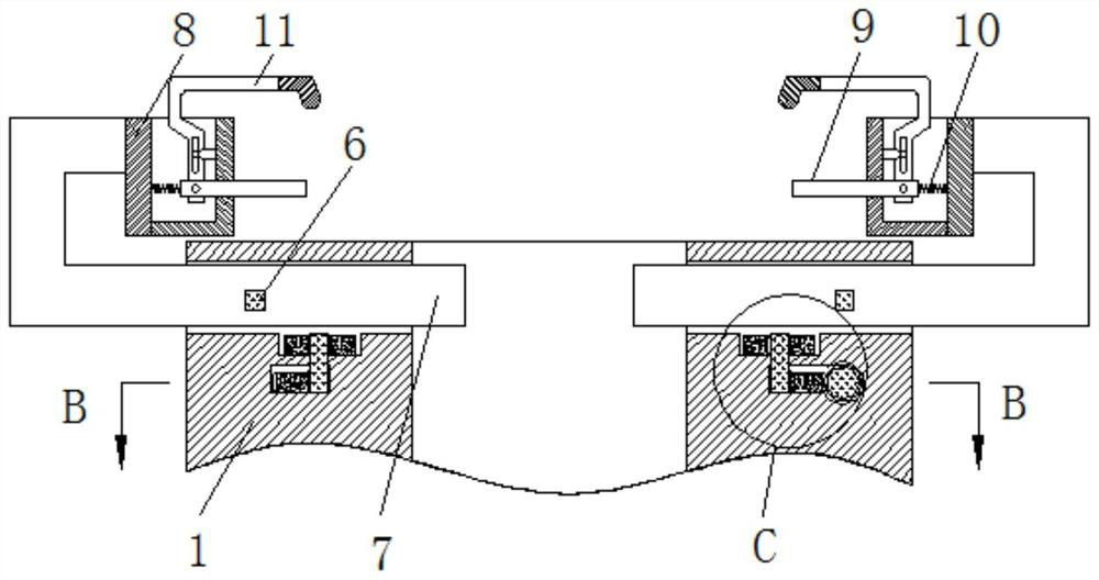 A double-fixed flange fixing device using the principle of lever transmission