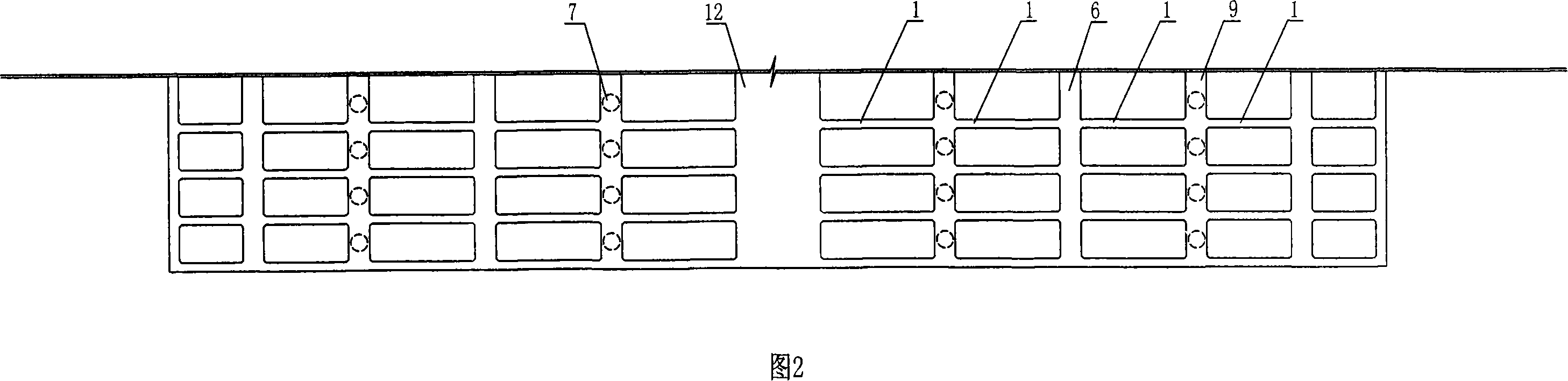 Soft-ground multi-cell twin-cantilever arched bridge structure and its construction method