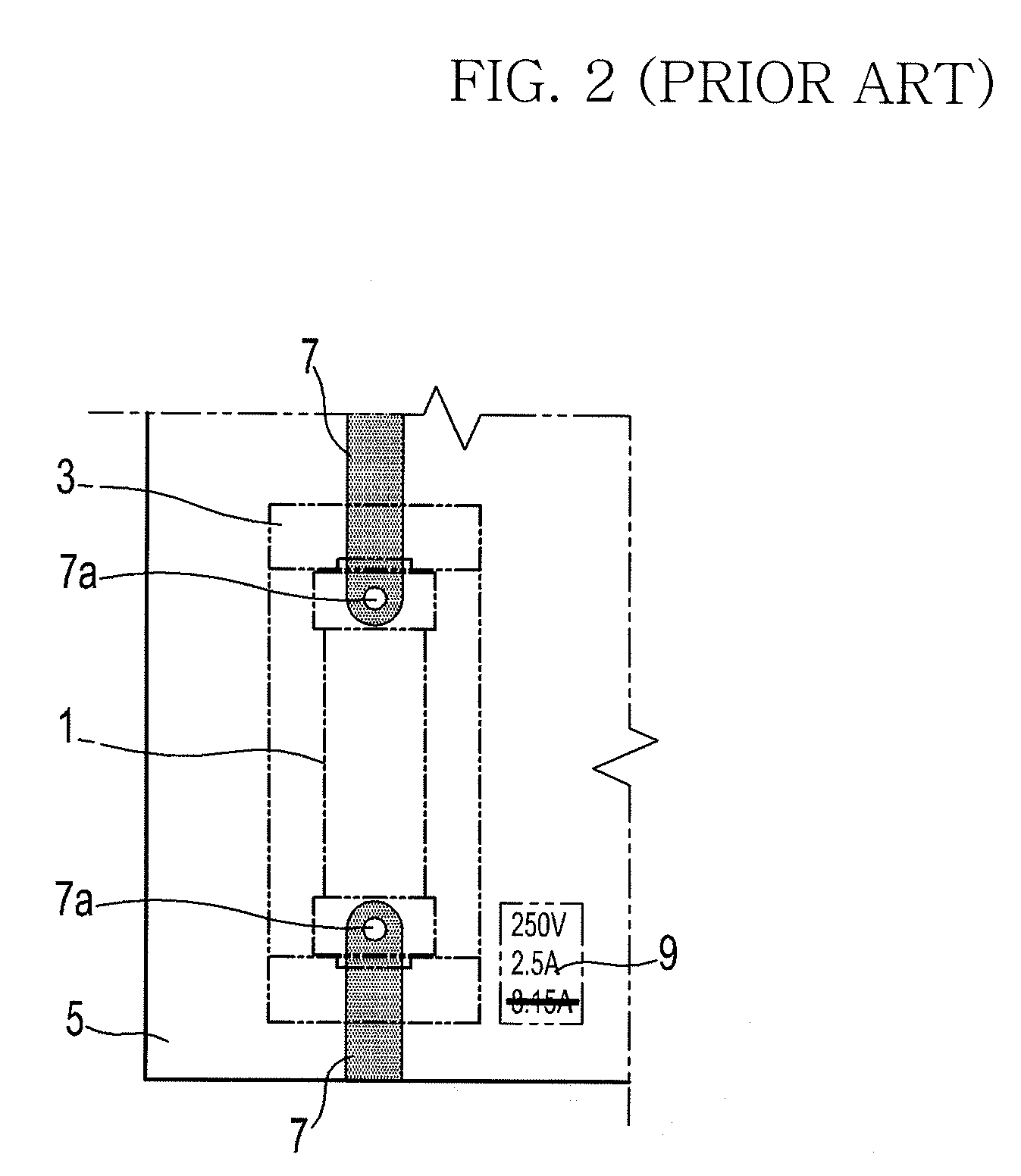 Device to indicate fuse capacity and electronic apparatus having the same